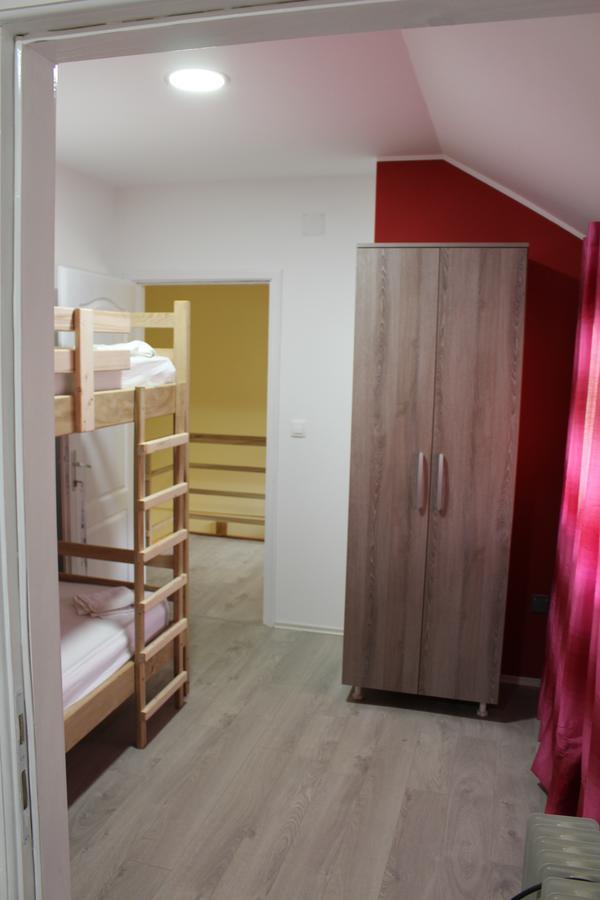 Motel Lepo Mesto Strmosten Exteriér fotografie